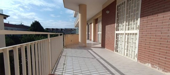 5 rooms Apartment in Casagiove, Italy No. 26786 8