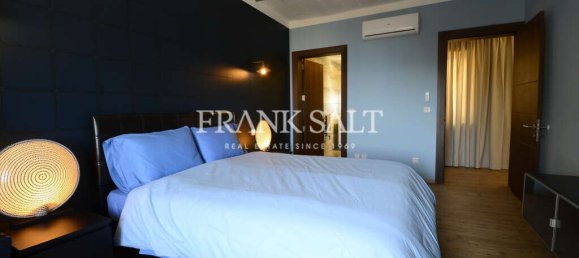 3 bedrooms Apartment in Valletta, Malta No. 8951 21