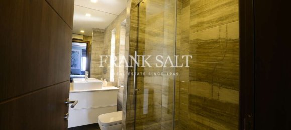 3 bedrooms Apartment in Valletta, Malta No. 8951 22