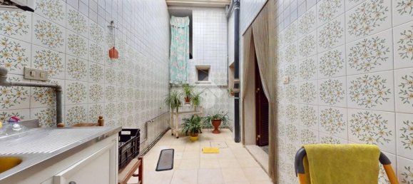 2-salle Appartement à Francavilla Fontana, Italy No. 259736 5