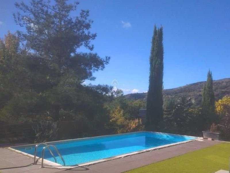 Villa de 5 dormitorios en Pera Pedi, Cyprus No. 19097