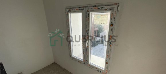 5 rooms Apartment in Belfiore, Italy No. 37071 8