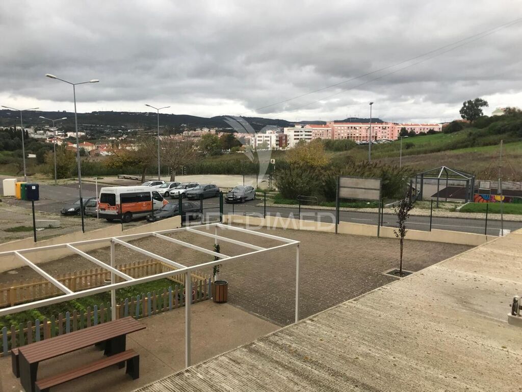 3 bedrooms Apartment in Loures, Portugal No. 94613