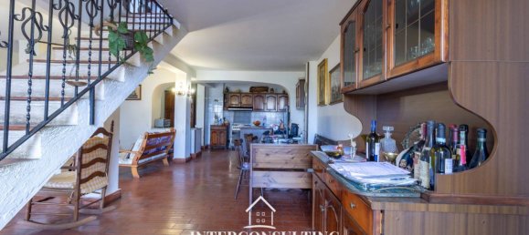 5 bedrooms Villa in Castelnuovo di Porto, Italy No. 89290 5