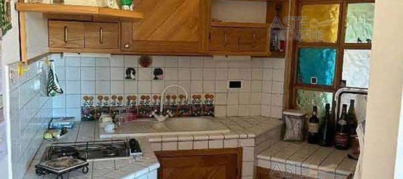 Apartamento de 9 habitaciónes en Morlupo, Italy No. 100453 15