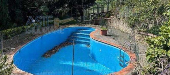 Apartamento de 9 habitaciónes en Morlupo, Italy No. 100453 32