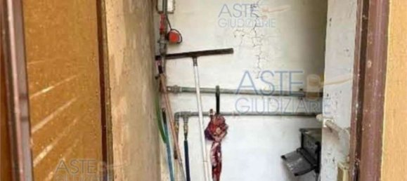 Apartamento de 9 habitaciónes en Morlupo, Italy No. 100453 10