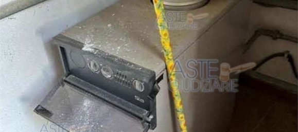 Apartamento de 9 habitaciónes en Morlupo, Italy No. 100453 12