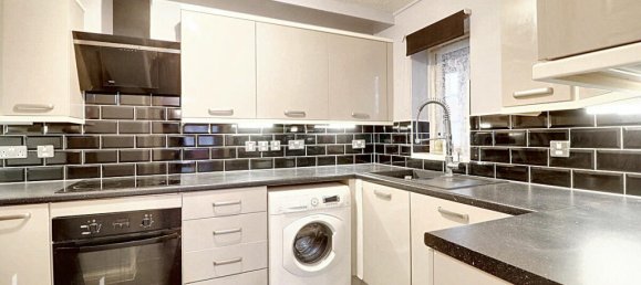 2 Schlafzimmer Haus in Biggin Hill, United Kingdom, Nr. 4789 13