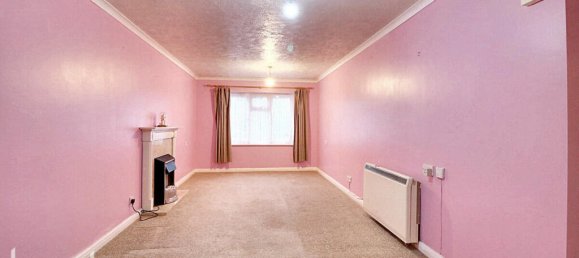 2 Schlafzimmer Haus in Biggin Hill, United Kingdom, Nr. 4789 24