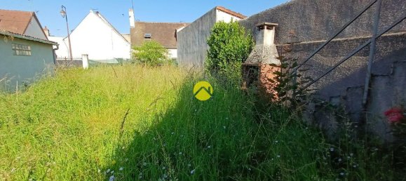 2 bedrooms House in Charost, France No. 216314 9