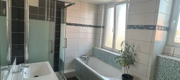 2 Schlafzimmer Wohnung in Strasbourg, France, Nr. 329653 10