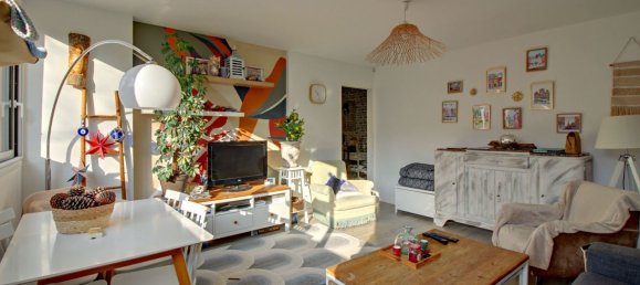 3 bedrooms Apartment in Poissy, France No. 163772 8