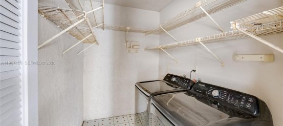 2 Schlafzimmer Gewerbliche Immobilien in Miami, USA, Nr. 615816 7