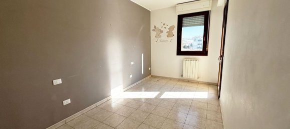 3 rooms Apartment in Ostra, Italy No. 33429 16
