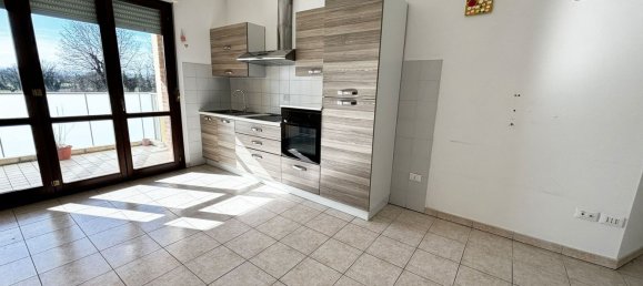 3 rooms Apartment in Ostra, Italy No. 33429 5