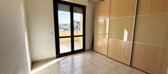 3 rooms Apartment in Ostra, Italy No. 33429 9