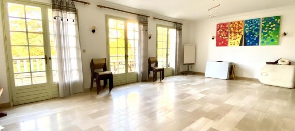 5 bedrooms House in Saint-Loubouer, France No. 96601 10