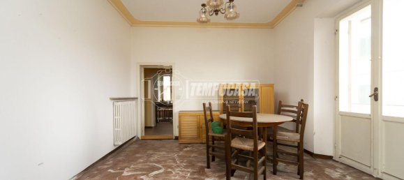 4 rooms Apartment in Perugia, Italy No. 14612 5