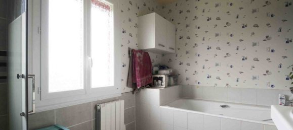 6 bedrooms House in Aillant-sur-Milleron, France No. 78633 8