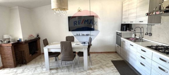 2 bedrooms Apartment in Melito di Napoli, Italy No. 58521 3
