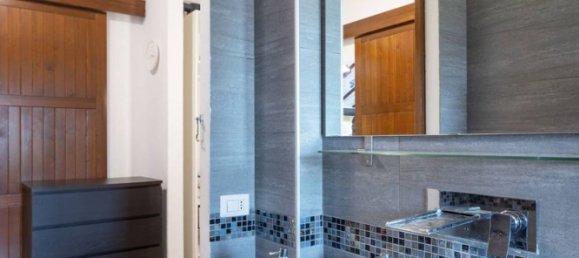 3 rooms Apartment in Milan, Italy No. 314169 37