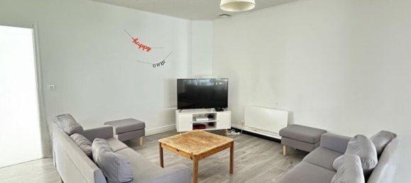 7 bedrooms House in Nogent, France No. 211121 3