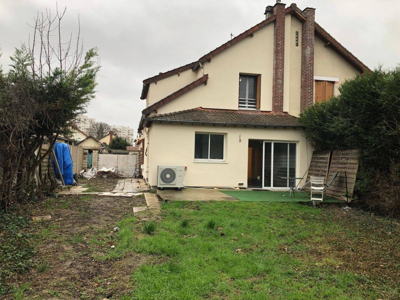 Casa de 6 divisões em Epinay-sur-Seine, France N.º 330571