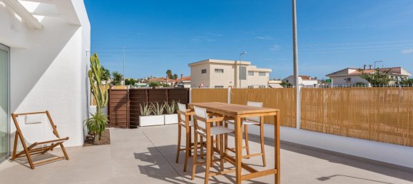 3 bedrooms Villa in San Fulgencio, Spain No. 9517 17