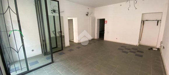 3-Zimmer Gewerbliche Immobilie in Lugo, Italy, Nr. 61102 9