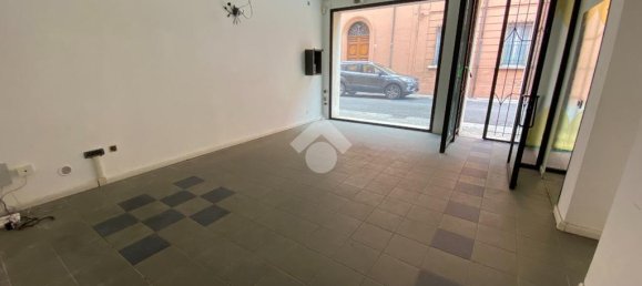 3-Zimmer Gewerbliche Immobilie in Lugo, Italy, Nr. 61102 8