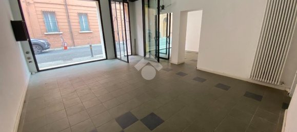 3-Zimmer Gewerbliche Immobilie in Lugo, Italy, Nr. 61102 7