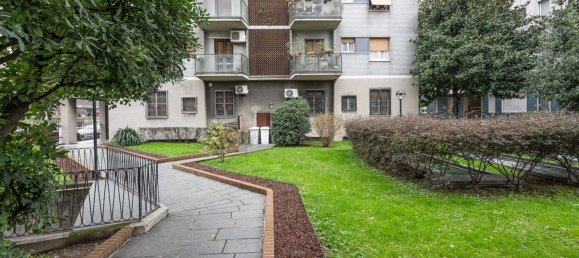 12 rooms Penthouse in Milan, Italy No. 243213 34