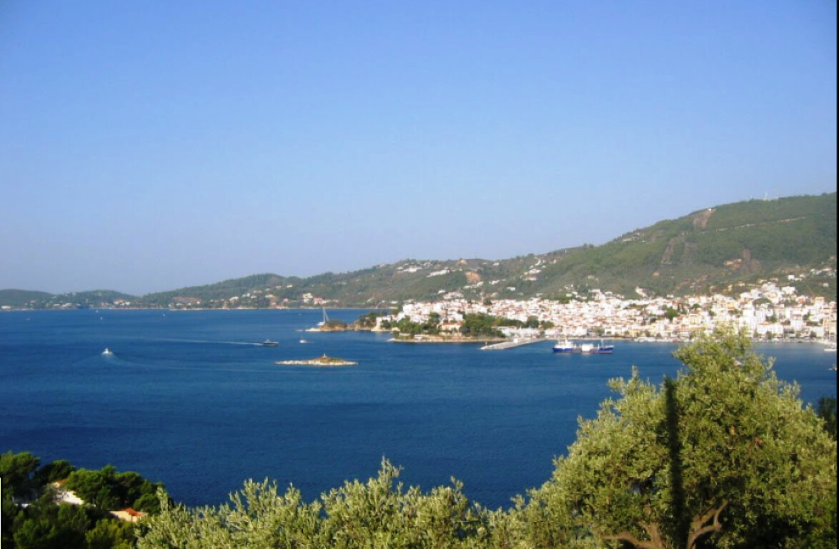 Hotel en Sporades, Greece 4000 m² No. 4441