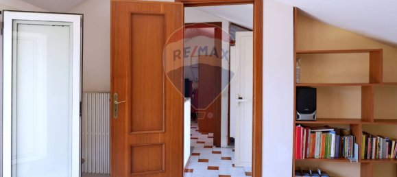 5غرفة منزل في Caserta, Italy رقم 7597 40