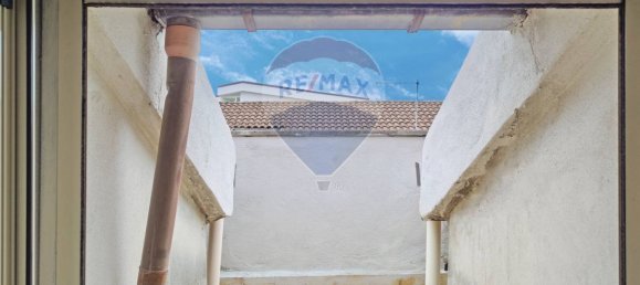 5غرفة منزل في Caserta, Italy رقم 7597 39