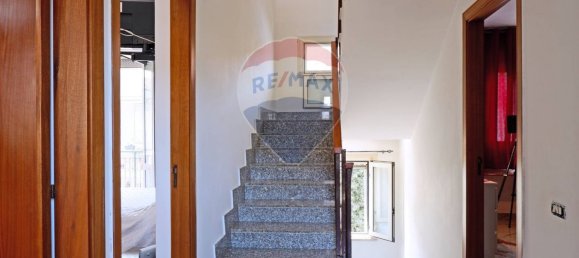 5غرفة منزل في Caserta, Italy رقم 7597 24