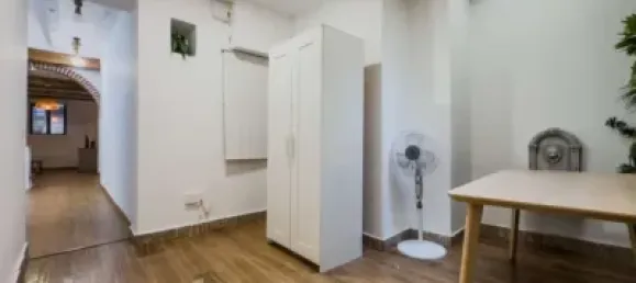 Apartamento de 2 dormitorios en Eixample, Spain No. 174915 6