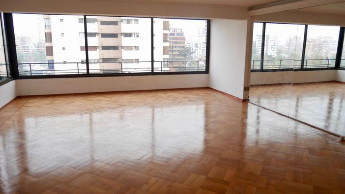 3 bedrooms Apartment in Santiago, Chile No. 3527