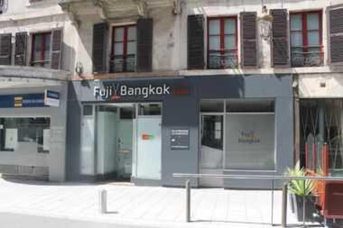 50m² Office in Pau, France No. 18529