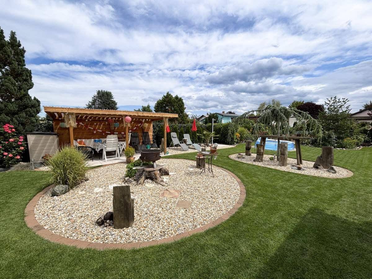 Casa de 5 habitaciónes en Schwarzau am Steinfeld, Austria No. 248311