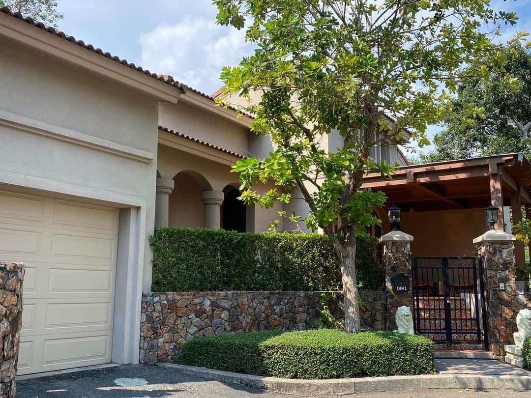 3 bedrooms House in Pattaya, Thailand No. 26417