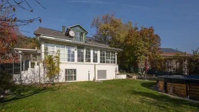 Casa de 7 dormitorios en Grosshoflein, Austria No. 133883