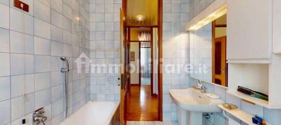 Вилла с 4 спальнями в Севезо, Италия № 13548 50