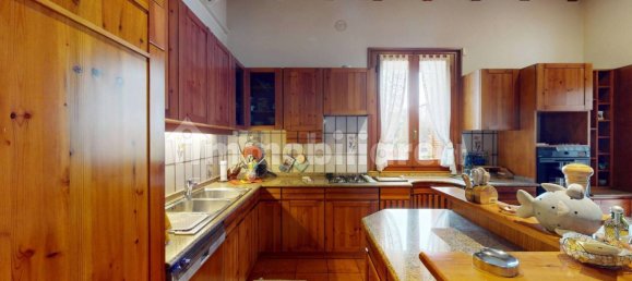 Вилла с 4 спальнями в Севезо, Италия № 13548 8