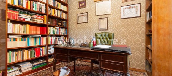 4 bedrooms Villa in Val della Torre, Italy No. 299271 5