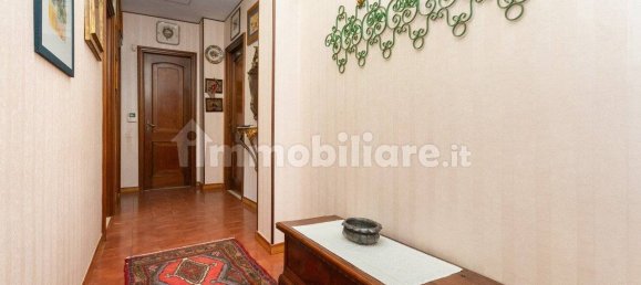 4 bedrooms Villa in Val della Torre, Italy No. 299271 3