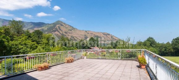 4 bedrooms Villa in Val della Torre, Italy No. 299271 31