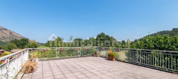 4 bedrooms Villa in Val della Torre, Italy No. 299271 32
