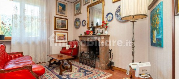 4 bedrooms Villa in Val della Torre, Italy No. 299271 6